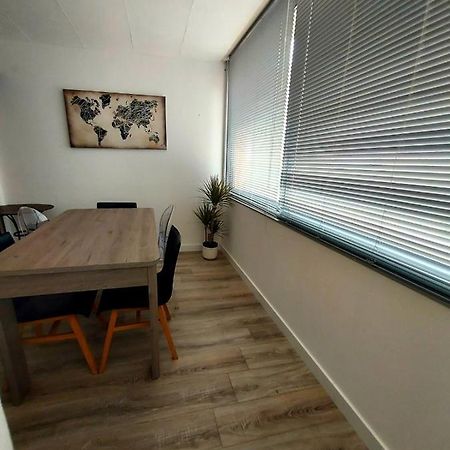 Appartement T3 Plein Centre Ville Le Lavandou Kültér fotó